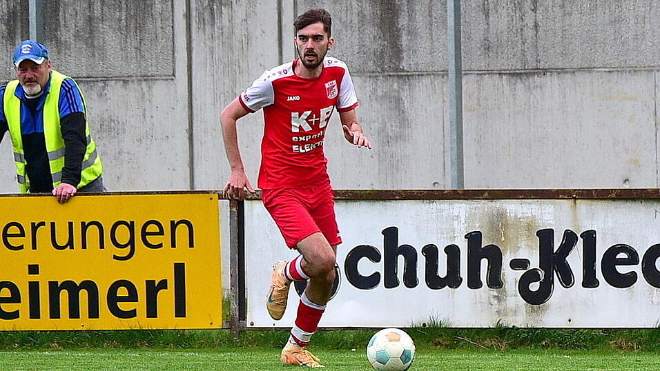 Die Rodinger Spieler m&uuml;ssen sich im Heimnachholspiel gegen einen starken 1. FC Passau durchsetzen, um wieder in Richtung Relegationsplatz schielen zu d&uuml;rfen.