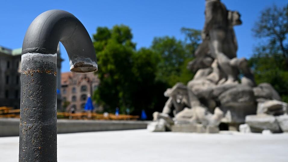 Vor den Verboten hatte die Stadt schon mehrere Brunnen abgeschaltet. (Archivbild) Vor den Verboten hatte die Stadt schon mehrere Brunnen abgeschaltet. (Archivbild)