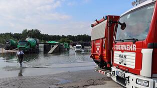 Überschwemmung im Betonwerk in Straubing-Hornstorf.