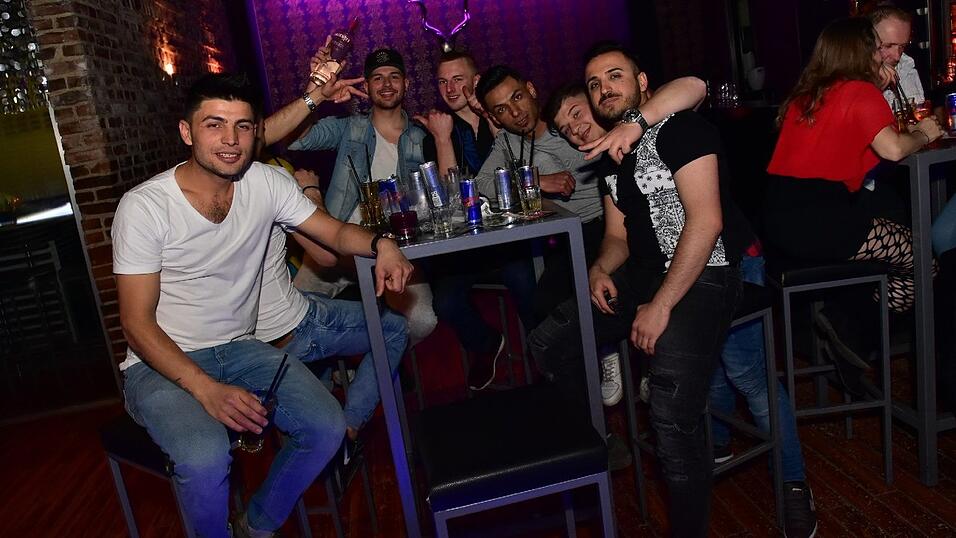 Schickes Parytvolk im Stars am Samstag in Landshut