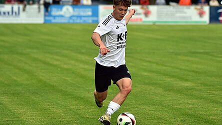 Der Einsatz von Lams Tim Geiger gegen den FC Dingolfing ist fraglich. Der Rechtsverteidiger laboriert an einer Sprunggelenksverletzung.