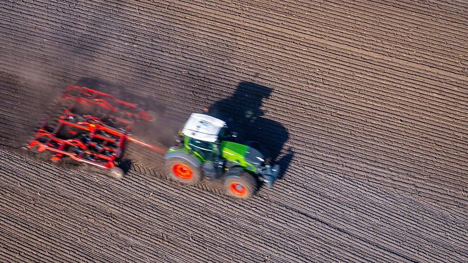 Landwirte m&uuml;ssen steigende Preise f&uuml;r D&uuml;ngemittel zahlen (Archivbild)