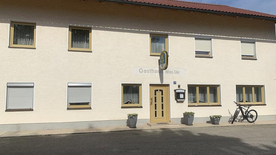 Mit dem Gasthaus Eder schließt ein weiteres Traditionswirtshaus seine Türen. Mit dem Gasthaus Eder schließt ein weiteres Traditionswirtshaus seine Türen.