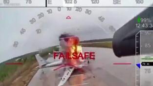 Die Ukraine hat in einer koordinierten Aktion mehrere russische Militärflughäfen attackiert.