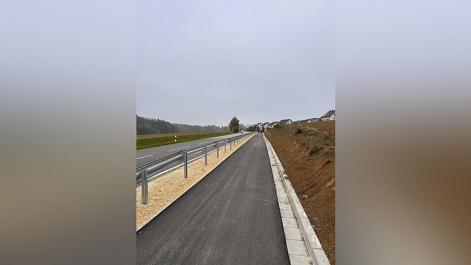 Mit dem Abschnitt ist eine Geh- und Radwegverbindung zwischen Käufelkofen und Weihenstephan entstanden. Mit dem Abschnitt ist eine Geh- und Radwegverbindung zwischen Käufelkofen und Weihenstephan entstanden.