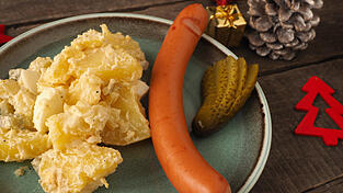 Wiener mit Kartoffelsalat - diesen Weihnachtsklassiker gibt es an Heiligabenden bei Dekanin Nina Lubomierski