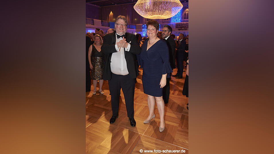 Feiern k&ouml;nnen sie, die Wirtschaftsjunioren - hier ist der Beweis!