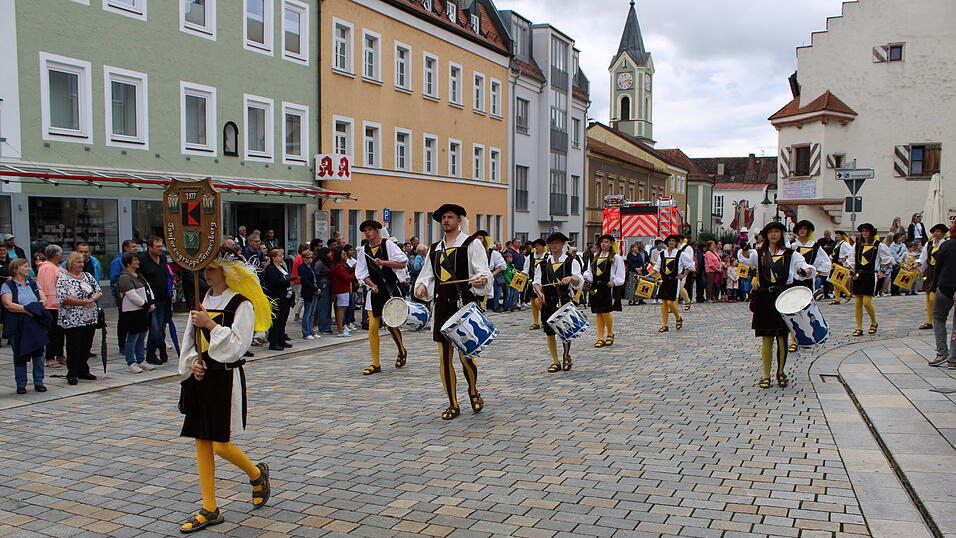 Das sind die sch&ouml;nsten Bilder vom Jubil&auml;umsfestzug.