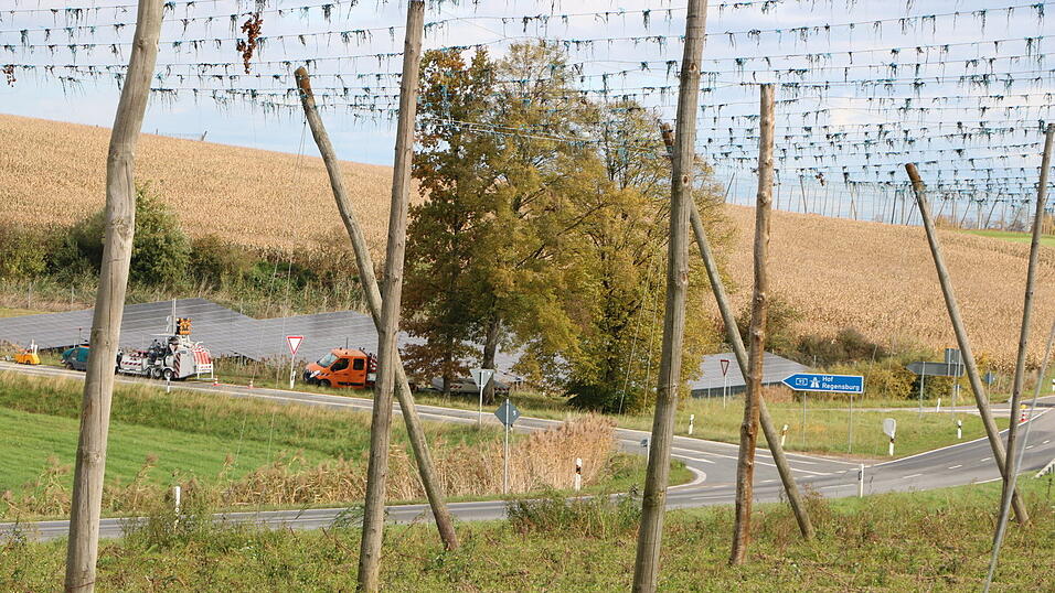 Die Anschlussstelle Aiglsbach in Richtung Regensburg Die Anschlussstelle Aiglsbach in Richtung Regensburg