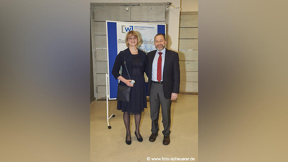 Feiern k&ouml;nnen sie, die Wirtschaftsjunioren - hier ist der Beweis!