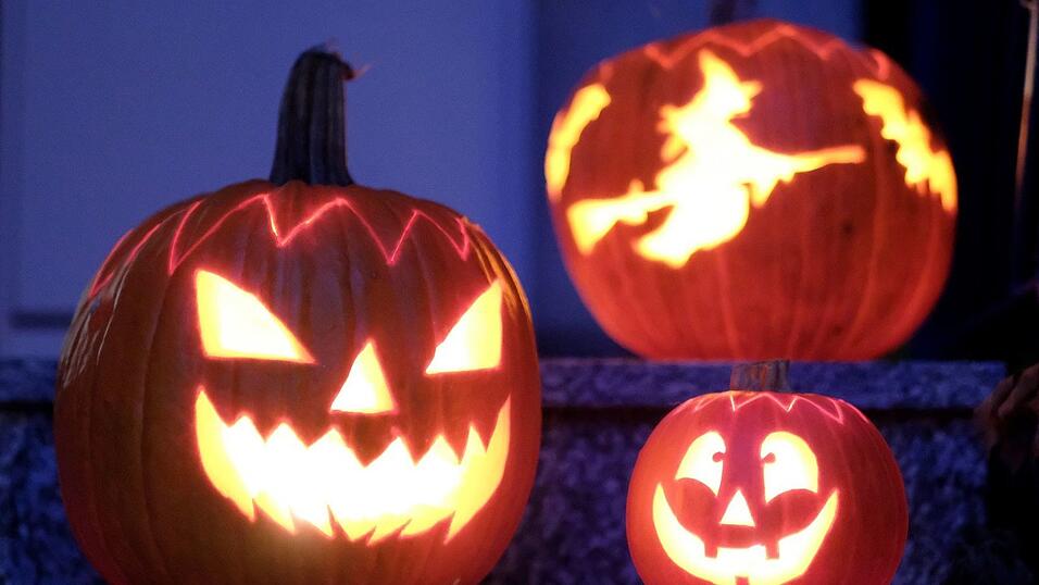 Halloween bringt dem bayerischen Handel dieses Jahr Millionen an Umsätzen. (Archivbild) Halloween bringt dem bayerischen Handel dieses Jahr Millionen an Umsätzen. (Archivbild)