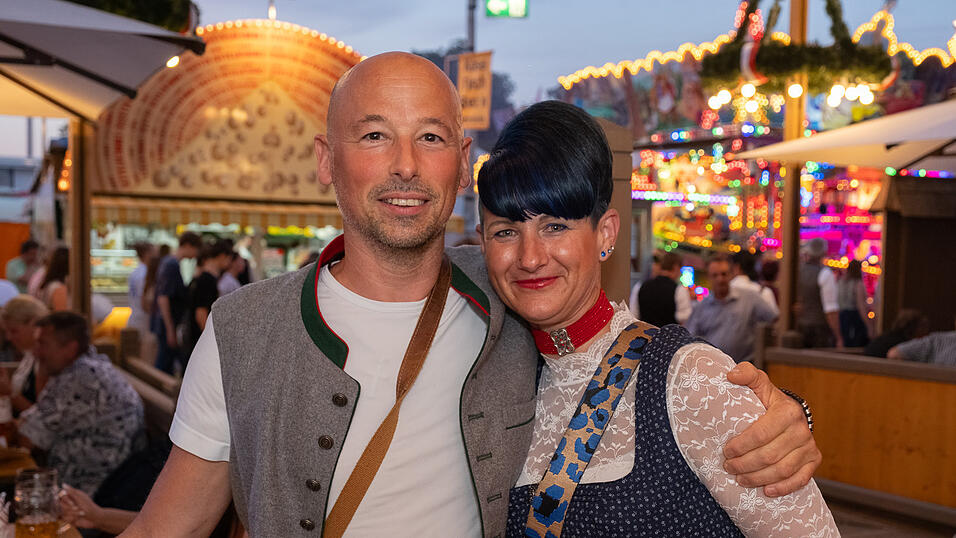 Die Partybilder vom Sonntag, 13. August 2023, aus dem Festzelt Krönner. Die Partybilder vom Sonntag, 13. August 2023, aus dem Festzelt Krönner.