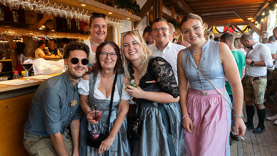 Die Partybilder vom Freitag, 16. August 2024, aus dem Festzelt Kr&ouml;nner.