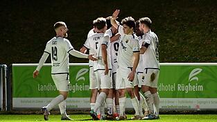 Beeindruckende Leistung: Vilzings Minikader ist mit Siebenmeilenstiefeln in Richtung Klassenerhalt unterwegs.