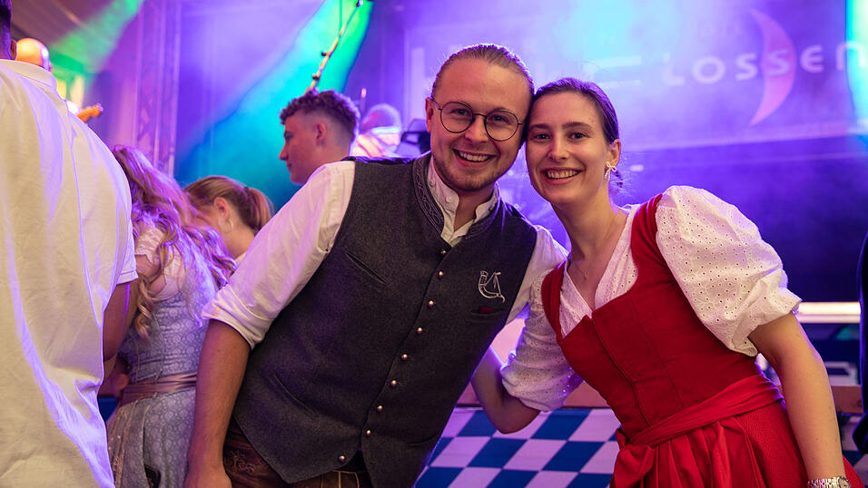 Die Partybilder vom Sonntag, 17. August, aus dem Festzelt Reisinger. Die Partybilder vom Sonntag, 17. August, aus dem Festzelt Reisinger.