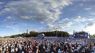 &Uuml;ber 40.000 Menschen sind am Freitag und Samstag an den Hagen gekommen, um gemeinsam die Musik von Bayern 1 und Bayern 3 zu genie&szlig;en.