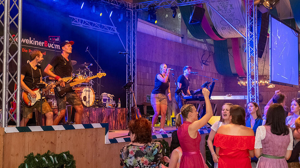 Die Partybilder vom Sonntag, 13. August 2023, aus dem Festzelt Weckmann.