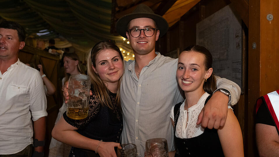 Die Partybilder vom Montag, 14. August 2023, aus dem Festzelt Wenisch. Die Partybilder vom Montag, 14. August 2023, aus dem Festzelt Wenisch.