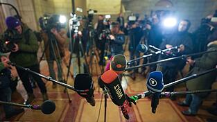 Der Angeklagte im «White Tiger»-Prozess ist in der Haft kurz vor Prozessbeginn verprügelt worden. Der Angeklagte im «White Tiger»-Prozess ist in der Haft kurz vor Prozessbeginn verprügelt worden.