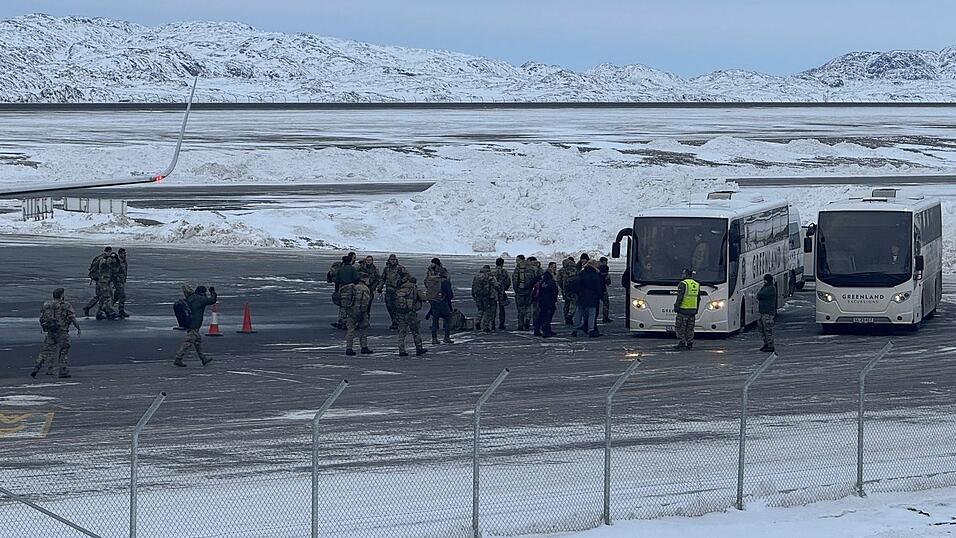 Erst am Freitag angekommen: Die Bundeswehr zieht ihr Erkundungsteam aus Gr&ouml;nland wieder ab.