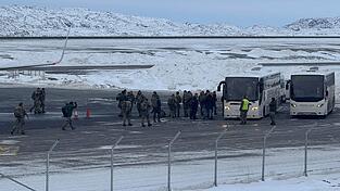 Erst am Freitag angekommen: Die Bundeswehr zieht ihr Erkundungsteam aus Gr&ouml;nland wieder ab.