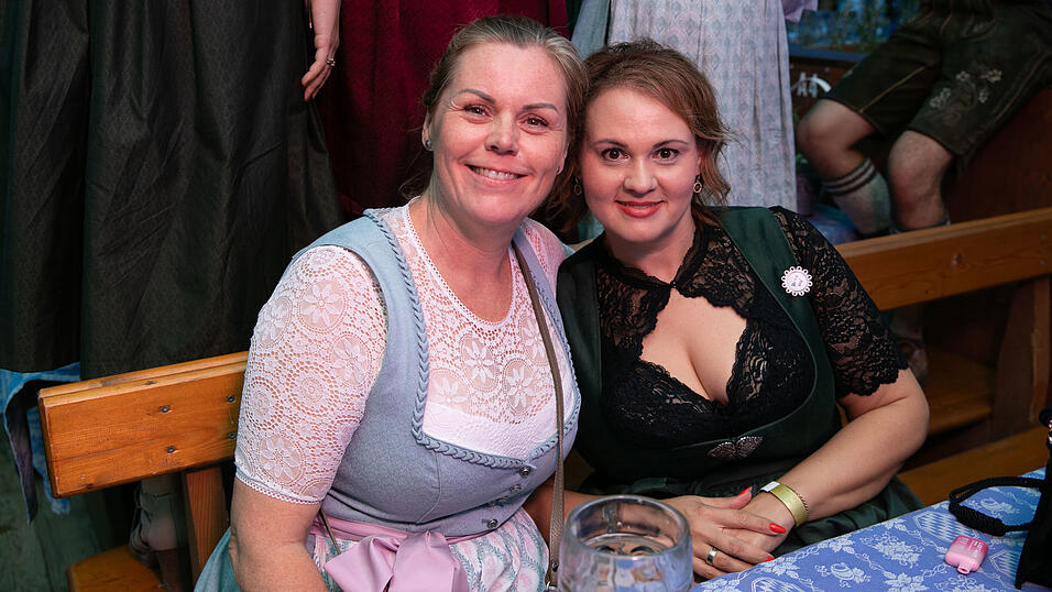 Die Partybilder vom Freitag, 15. August, aus dem Festzelt Wenisch. Die Partybilder vom Freitag, 15. August, aus dem Festzelt Wenisch.