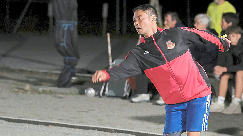 Kittipong Boonwat schießt sich zum Meistertitel, Michèl Amrhein wurde Vizemeister im Präzisionsschießen. Kittipong Boonwat schießt sich zum Meistertitel, Michèl Amrhein wurde Vizemeister im Präzisionsschießen.