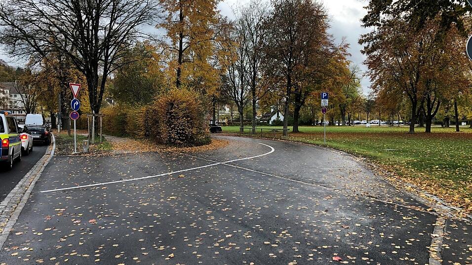 Ab sofort ist der Zeughaus-Parkplatz wieder benutzbar. Ab sofort ist der Zeughaus-Parkplatz wieder benutzbar.