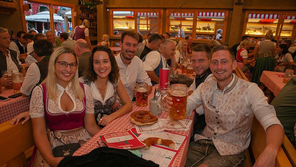 Die Partybilder von Donnerstag, 18. August 2022, aus dem Festzelt Krönner.