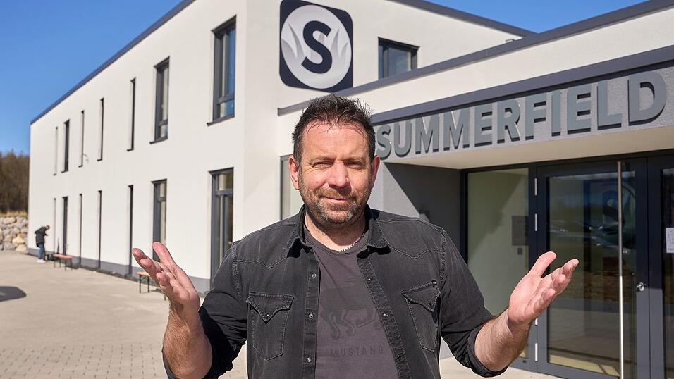 Ikke Hüftgold privat: Plattenfirma und Gartenbaucenter. (Archivbild)