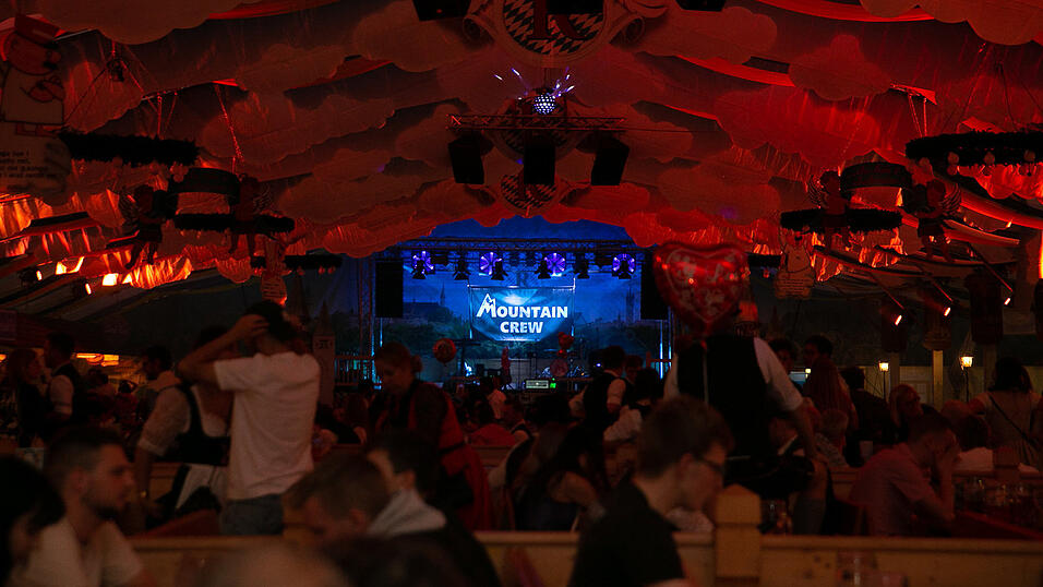Die Partybilder von Sonntag, 21. August 2022, aus dem Festzelt Reisinger.