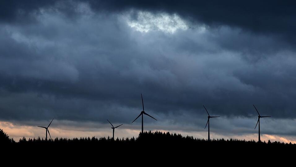 Windr&auml;der im Wald sorgten f&uuml;r B&uuml;rgerproteste. (Symbolbild)