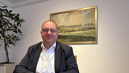 Herbert Lichtinger bewirbt sich um eine dritte Amtszeit. Es gebe noch viel anzupacken, verrät er. Herbert Lichtinger bewirbt sich um eine dritte Amtszeit. Es gebe noch viel anzupacken, verrät er.