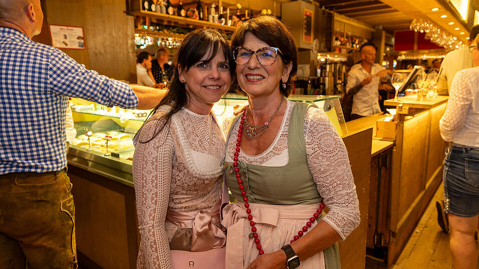 Die Partybilder vom Freitag, 9. August 2024, aus dem Festzelt Kr&ouml;nner.