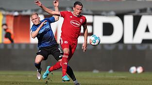 Edgar Prib (r), hier im Trikot von Fortuna Düsseldorf, beendet seine Karriere.