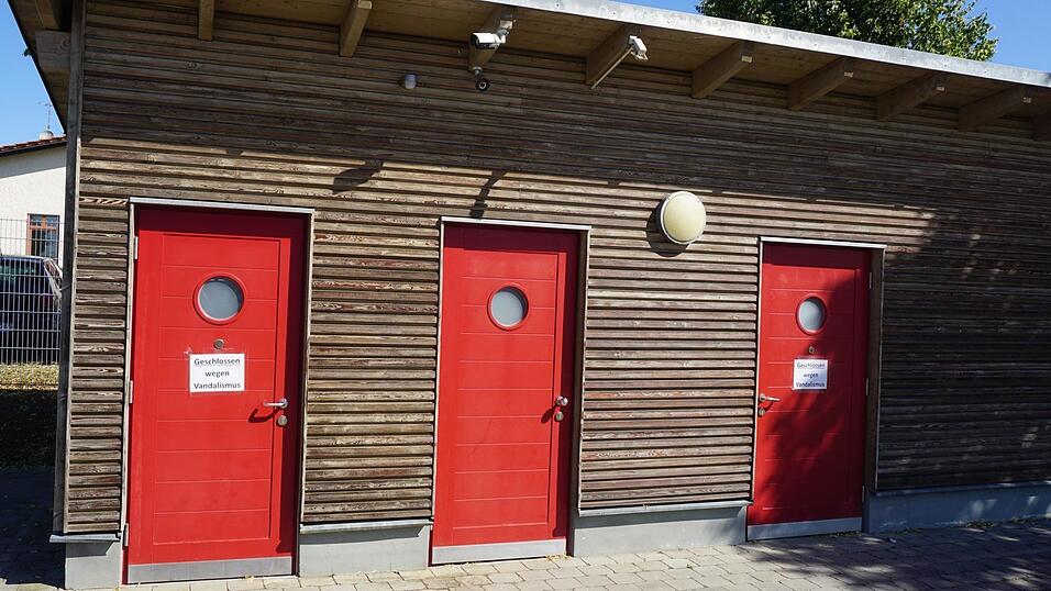 Bereits im Juli vergangenen Jahres mussten die Toiletten am Mehrgenerationenpark geschlossen werden. (Archivfoto)