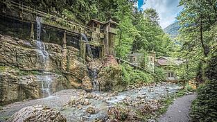 Die Seisenbergklamm im österreichischen Weißbach bei Lofer zählt zu Ralf Steins Lieblings-Fotomotiven im Buch. Die Seisenbergklamm im österreichischen Weißbach bei Lofer zählt zu Ralf Steins Lieblings-Fotomotiven im Buch.