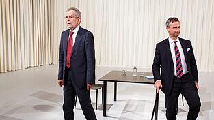 &Ouml;sterreich steht vor einem historischen Duell um das Amt des Bundespr&auml;sidenten. Alexander Van der Bellen wird von den Gr&uuml;nen unterst&uuml;tzt, Norbert Hofer von der FP&Ouml;.