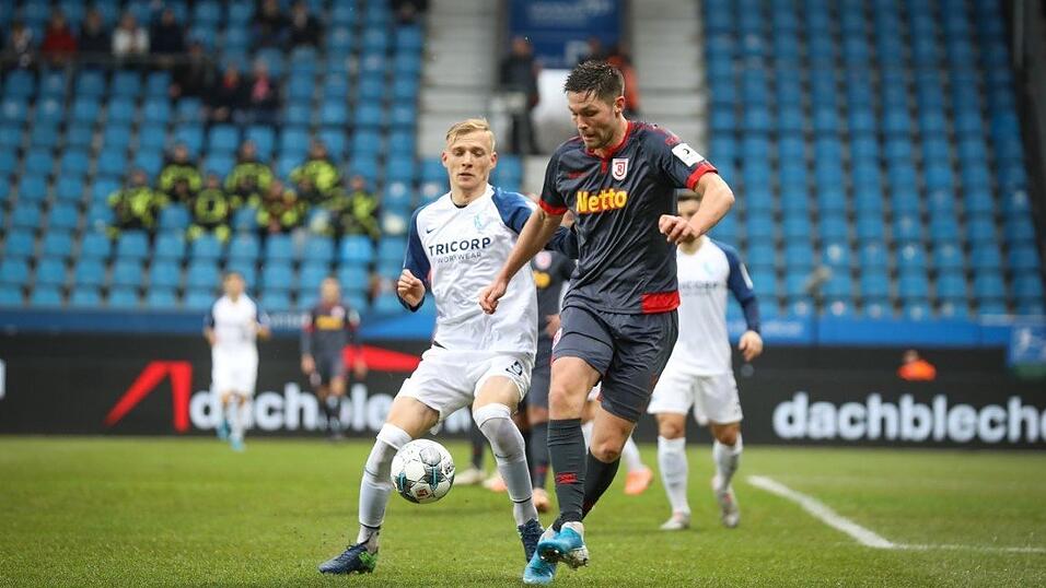 Der SSV Jahn Regensburg gewinnt das letzte Spiel des Jahres in Bochum. Der SSV Jahn Regensburg gewinnt das letzte Spiel des Jahres in Bochum.