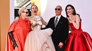Meryl Streep (l-r), Emily Blunt, Stanley Tucci und Anne Hathaway besuchen die Weltpremiere von  &laquo;Der Teufel tr&auml;gt Prada 2 in der David Geffen Hall.