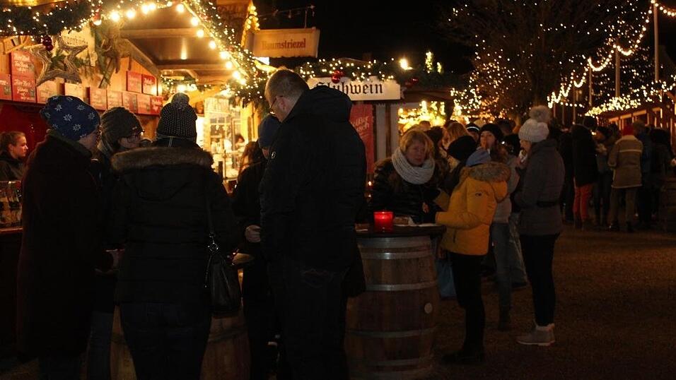 Weihnachtszeit am Christkindlmarkt und bei der H&uuml;ttengaudi in Landshut.