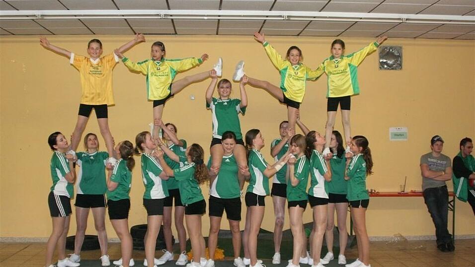 Das Cheerleading-Team in Geisenhausen.