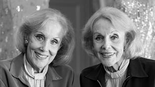 Alice (l.) und Ellen Kessler wurden als Sängerinnen und Tänzerinnen international berühmt. (Archivbild) Alice (l.) und Ellen Kessler wurden als Sängerinnen und Tänzerinnen international berühmt. (Archivbild)