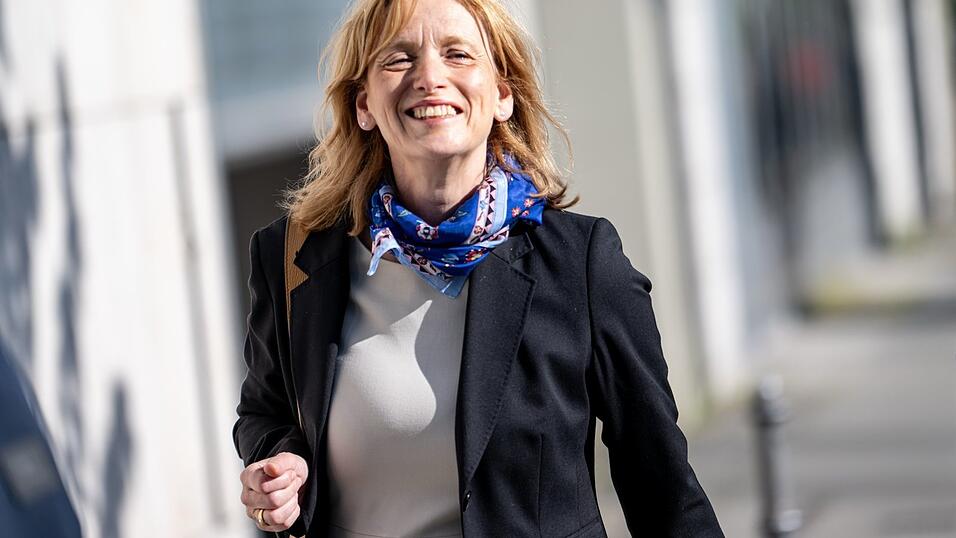 Karin Prien (CDU) war schon Bildungsministerin des Landes Schleswig-Holstein, jetzt übernimmt sie diese Aufgabe bundesweit. Karin Prien (CDU) war schon Bildungsministerin des Landes Schleswig-Holstein, jetzt übernimmt sie diese Aufgabe bundesweit.