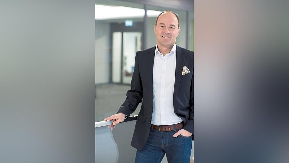 Alexander Rupprecht, Geschäftsführer der Techbase, hat das Regensburger Innovationszentrum in den vergangenen Wochen sehr leer erlebt. Doch langsam kommen die Jungunternehmer zurück aus dem Homeoffice in ihre Büros. Alexander Rupprecht, Geschäftsführer der Techbase, hat das Regensburger Innovationszentrum in den vergangenen Wochen sehr leer erlebt. Doch langsam kommen die Jungunternehmer zurück aus dem Homeoffice in ihre Büros.