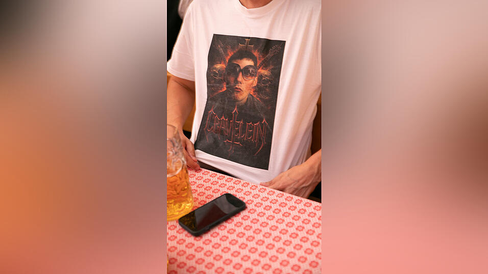 Die Partybilder vom Donnerstag, 14. August, aus dem Festzelt Krönner. Die Partybilder vom Donnerstag, 14. August, aus dem Festzelt Krönner.