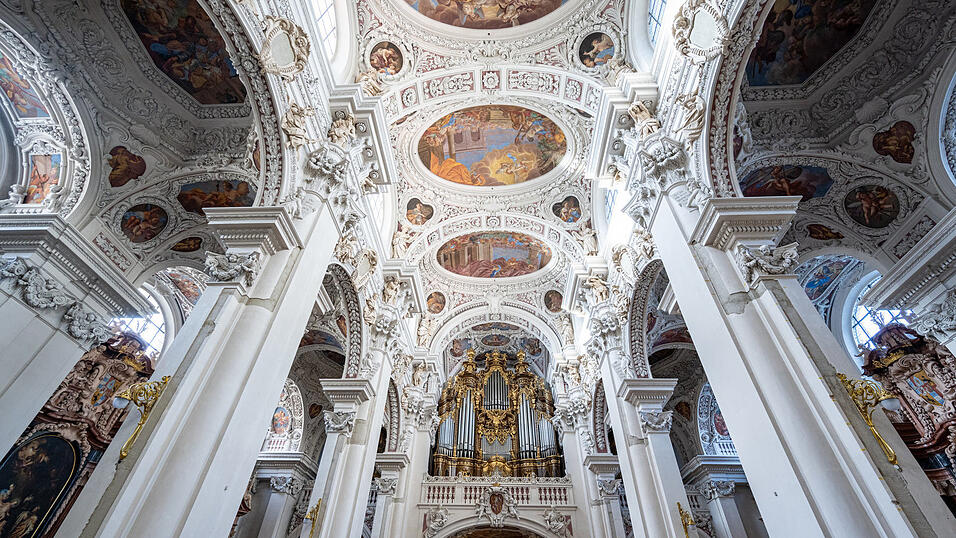 Die Diözese des Bistums Passau weißt in den Jahresabschlüssen 2025 einen Überschüss von 1,4 Millionen Euro aus. (Symbolbild) Die Diözese des Bistums Passau weißt in den Jahresabschlüssen 2025 einen Überschüss von 1,4 Millionen Euro aus. (Symbolbild)