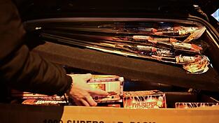 Nicht nur in Bayern kam es zu Diebstählen rund um Feuerwerkskörper. (Symbolbild) Nicht nur in Bayern kam es zu Diebstählen rund um Feuerwerkskörper. (Symbolbild)