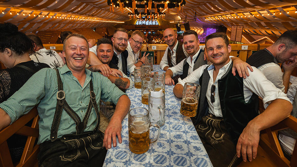 Die Partybilder vom Donnerstag, 15. August, aus dem Festzelt Nothaft. Die Partybilder vom Donnerstag, 15. August, aus dem Festzelt Nothaft.