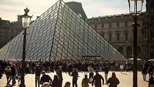 Der Louvre öffnet die Galerie d'Apollon ohne Ausstellungsobjekte. (Archivbild) Der Louvre öffnet die Galerie d'Apollon ohne Ausstellungsobjekte. (Archivbild)